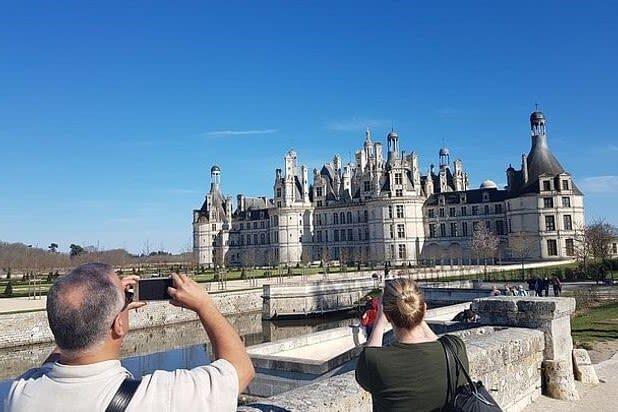 Chambord and Chenonceau Tour in Loire Valley from Tours - The day at a glance