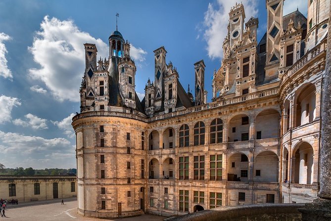 Chambord Castle: Private Guided Walking Tour - Tour Highlights