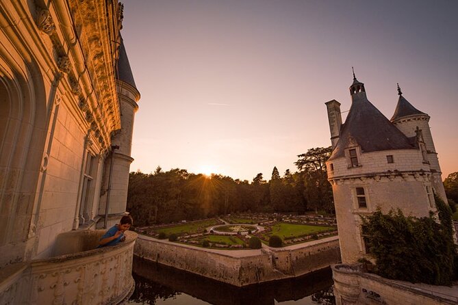 Chambord, Chenonceau and Amboise Private One-Day Tour From Paris - Amboise Castle