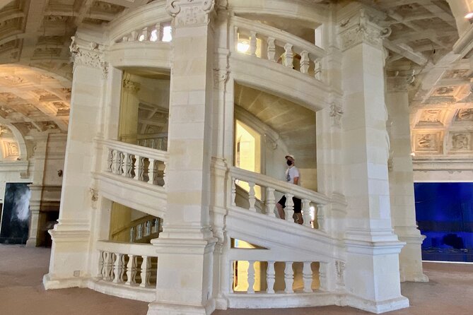 Chambord, Chenonceau, Da Vinci Castle Small Group Trip From Paris - Cancellation Policy