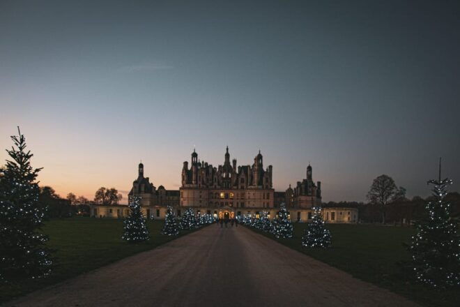 Chambord Enchantment: Exclusive Private Guided Walking Tour - Exploring Chambords Architecture
