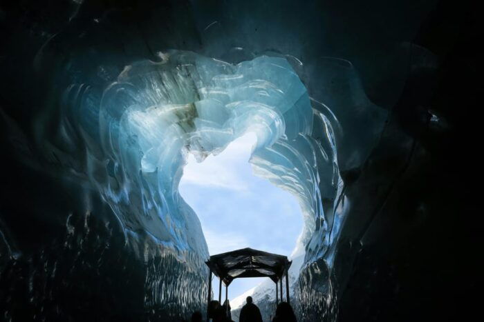 Chamonix: Guided Tour to the Aiguille Du Midi and Montenvers - Guided Tour Inclusions and Logistics