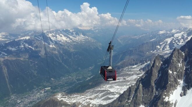 Chamonix Mont-Blanc and Annecy Sightseeing Trip - Exploring the Old Town of Annecy