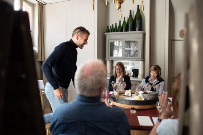 Champagne: Champagne Tasting Class With Lunch - Full Description