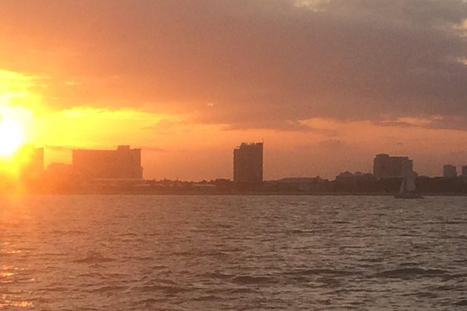 Champagne Sunset Cruise in Ft. Lauderdale - Itinerary and Activities