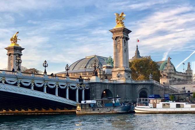 Champagne Tasting on a Seine River Cruise - Reasons to Choose This Tour