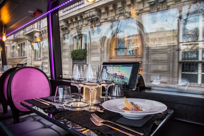 Champs-Elysees Bus Dining and Sightseeing Experience in Paris - A tablet guide instead of a live narrator