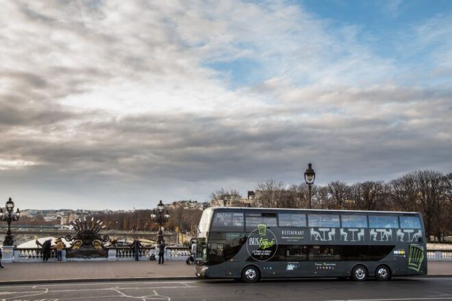 Champs Elysées Toqué Bus Lunch With a Glass of Champagne - Exploring Paris Landmarks With the Audio Guide