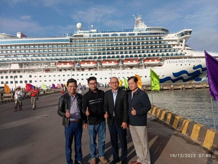 Chan May Port : Golden Bridge - Ba Na Hills Full Day Trip - Tour Highlights