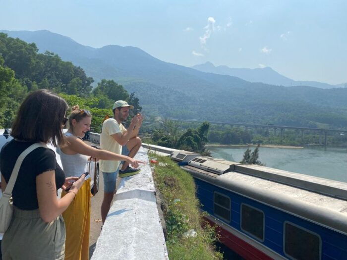 Chan May Port : to Golden Bridge/Imperial City/Hoi An Town - Meeting Point and Directions