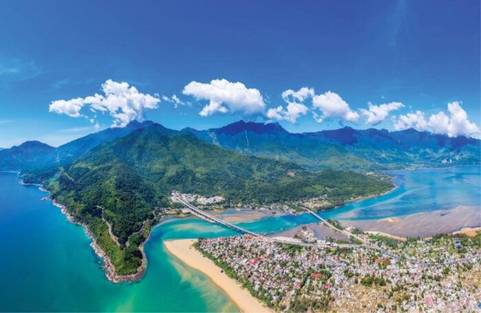 Chan May Port : to Golden Bridge/Imperial City/Hoi An Town - Frequently Asked Questions