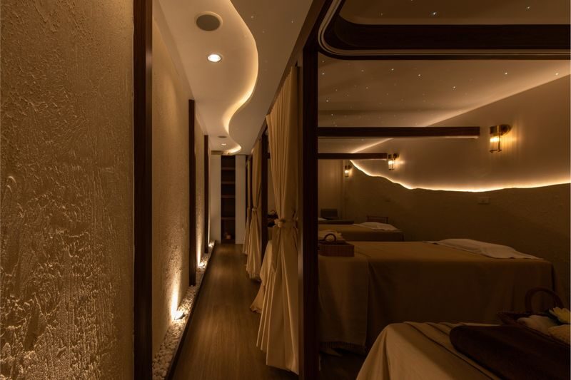 Chandee Head Spa & Massage Experience at Silom Bangkok - A Silom spa stop with a distinctive head treatment