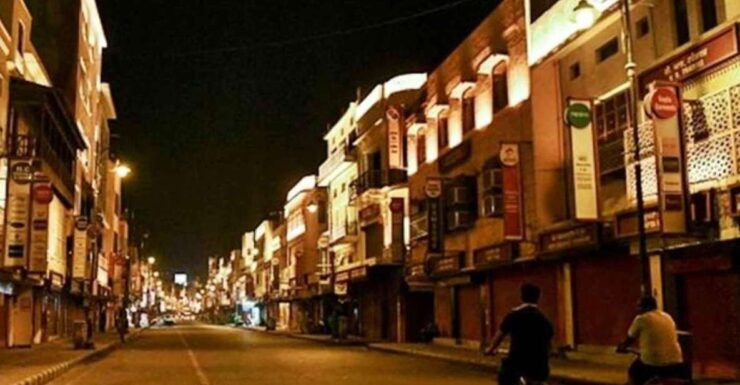 Chandigarh Nightlife Tour With Shopping and Food Tasting - Good To Know