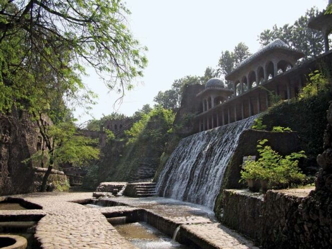 Chandigarh: Private Full-Day Sightseeing Tour of the City - Chandigarh Museum and Art Gallery: History and Culture Showcase