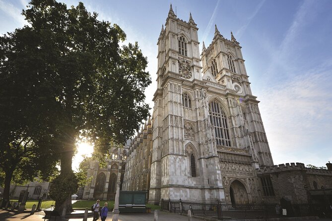 Changing of the Guard and Windsor Castle Guided Coach Trip - London - Tour Overview and Itinerary