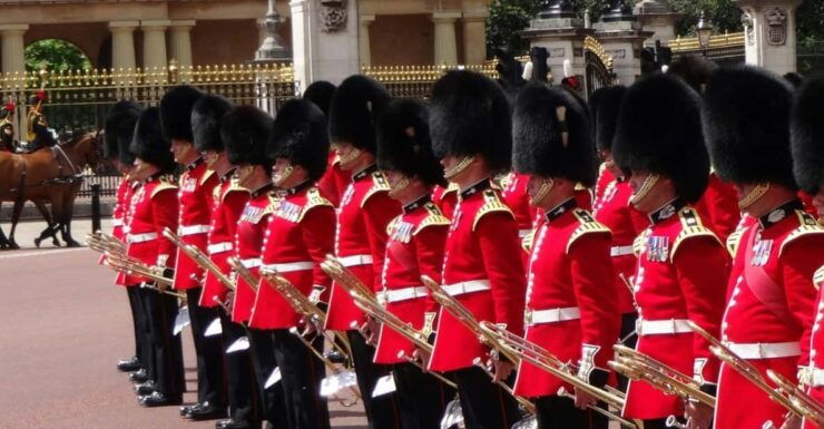 Changing of the Guard Experience in London - Good To Know