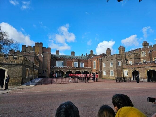 Changing of the Guard Experience - Tour Experience