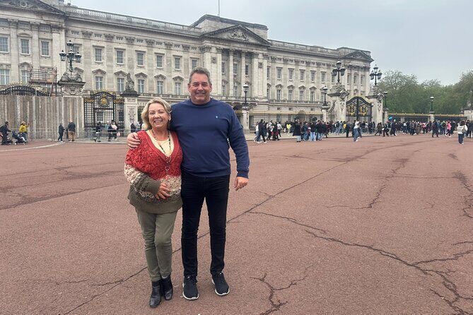 Changing Of The Guard Private Black Cab Tour with Hotel Pick Up - Who Is This Tour Best Suited For?