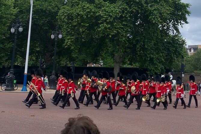 Changing of the Guard Walking Tour - Benefits of the Tour
