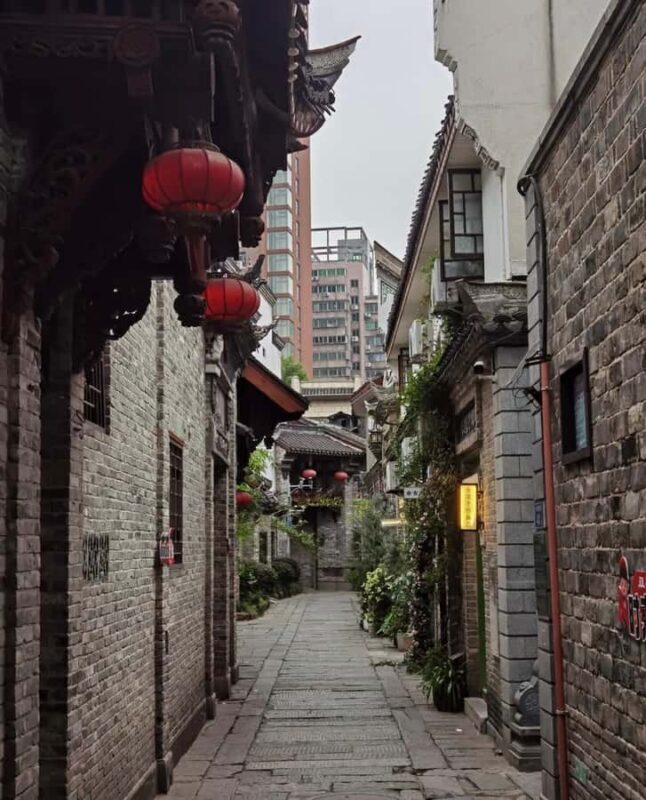 Changsha: Hunan Museum, Fan Paint Workshop & Creative Market - Indulging in Local Flavors at Wenheyou