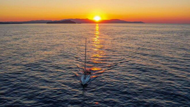 Chania Old Port: Private Sailing Cruise With Sunset Viewing - Amenities