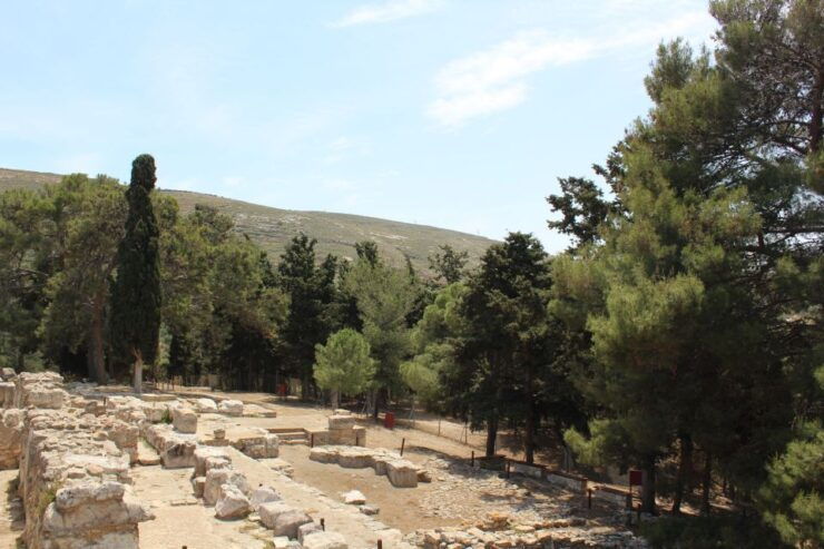 Chania to Faistos Palace Private Transfer Full Day Tour - Pickup Details and Private Group Activity