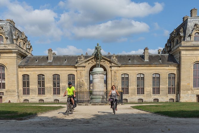 Chantilly by Bike or Chantilly With Electric Bike - Common Questions