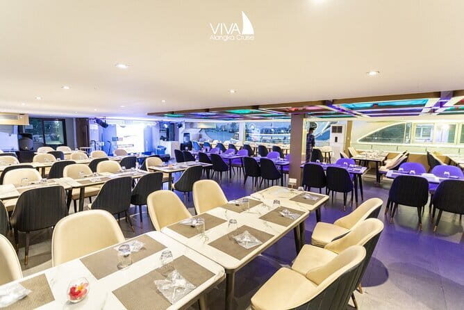 Chao Phraya River Serenade: VIVA Alangka Dinner Cruise, Bangkok - An Overview of the VIVA Alangka Dinner Cruise