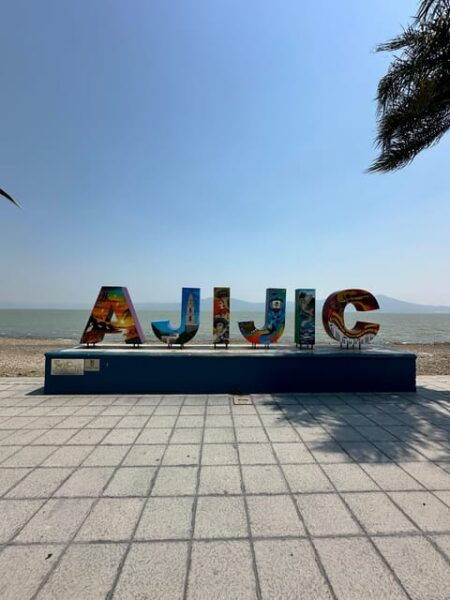 Chapala and Ajijic Tour From Guadalajara With 3 Potrillos - Boat Ride on Lake Chapala