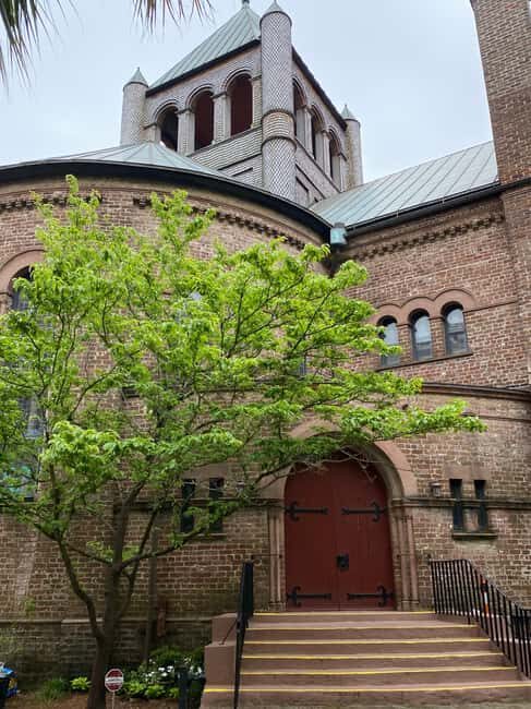 Charleston: Beauty & Tragedy Historic Walking Tour - Why This Tour Is Worth It
