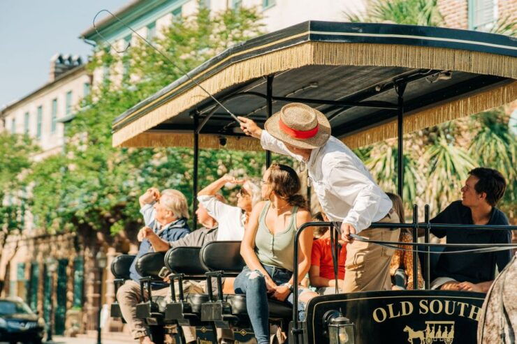 Charleston: Historical Downtown Tour by Horse-drawn Carriage - Tour Duration and Guide