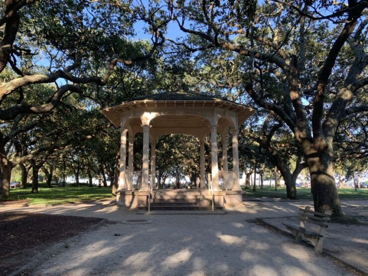 Charleston: Historical Walking Tour With Storytelling - Location and Provider Details