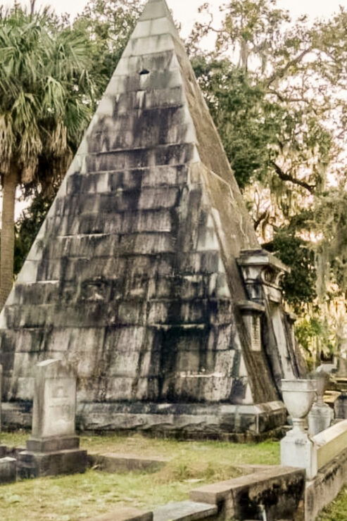 Charleston: Magnolia Cemetery Nighttime Tour - Good To Know