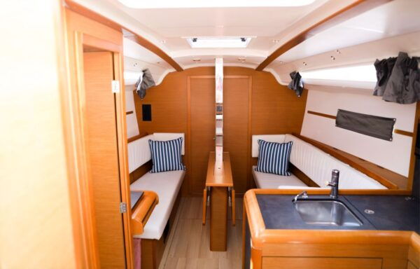 Charleston: Private Daytime or Sunset BYOB Sailing Charter - What to Expect