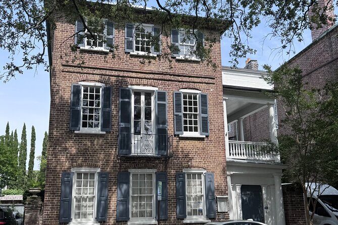 Charleston Signature History Walking Tour: Explore the Past - Good To Know