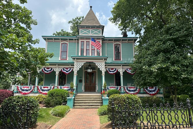 Charlottes Ultimate Southern Charm Historical City Cart Tour - Meeting and Pickup