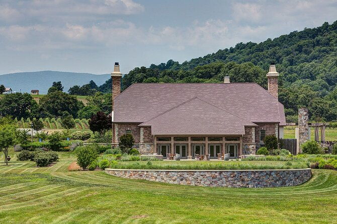 Charlottesville: Best Vineyards Private Tour (Up to 14 people) - FAQ