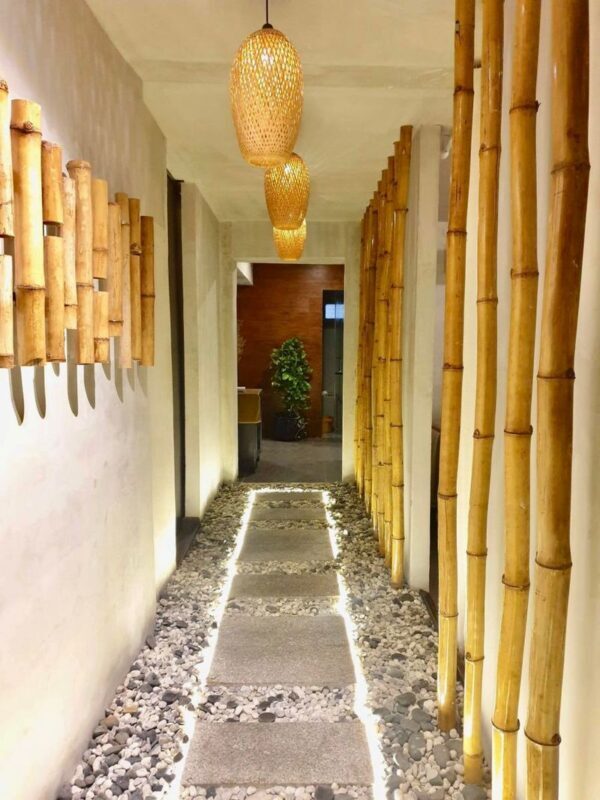 Charm Spa & Massage Nguyen Chi Thanh Street in Da Nang - Choosing between massage, hairwash, and facial care