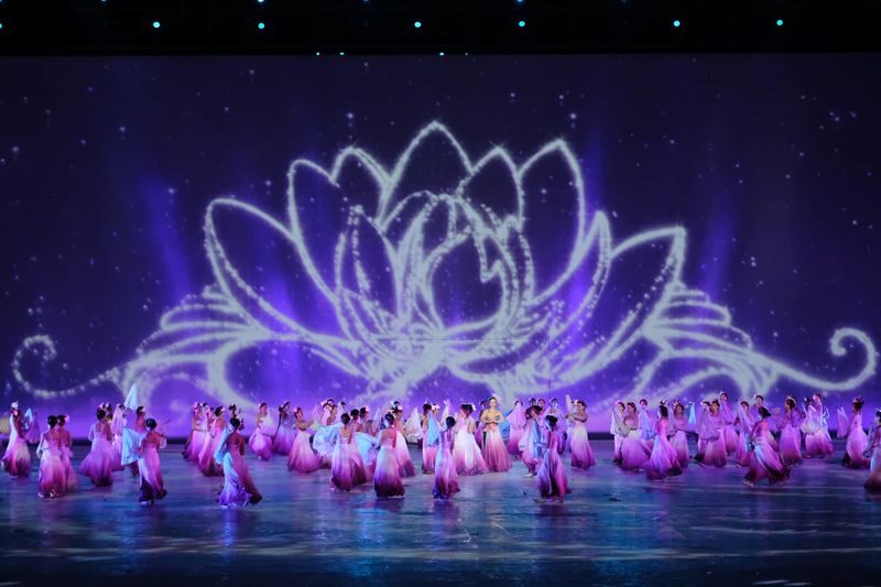 Charming Danang Show Ticket in Da Nang - A one-hour cultural sampler, not a history lecture