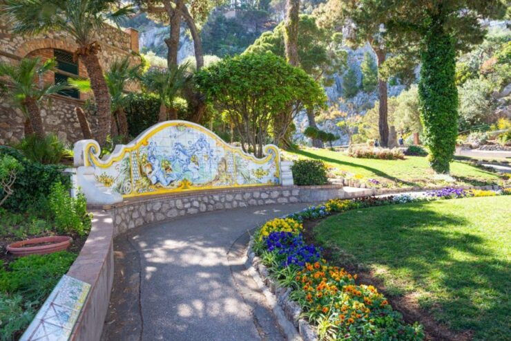 Charming Love Stories of Capri Walking Tour - Good To Know