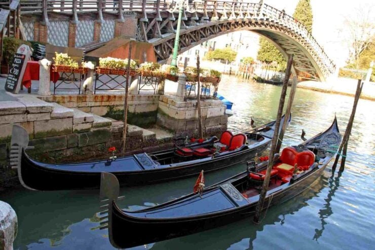 Charming Venice - Walking and Gondola - Reservation Information