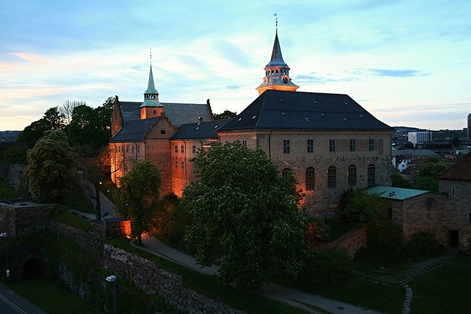 Charms and Passion of Oslo – Guided Walking Tour - Meeting Point and Pickup Details