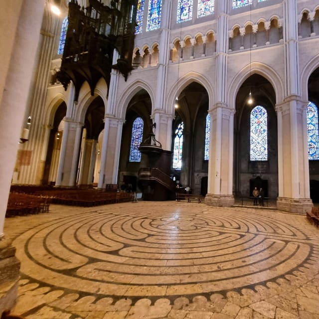 Chartres: Cathedral and City Guided Tour - Good To Know