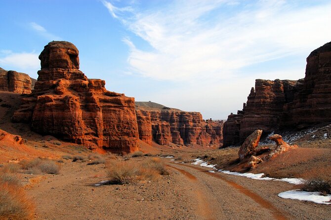 Charyn Grand Canyon and Kolsay Lake Group Tour - Tour Activities