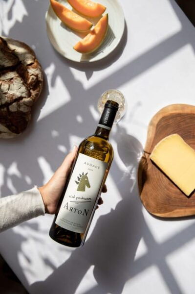 Château Arton: VISIT AND WINE TASTING - Language Options