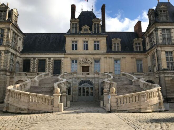 Château Fontainebleau German Semi-Private Guided Tour Max 6 - Tour Inclusions