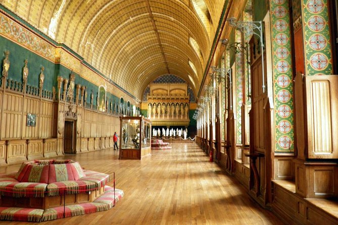 Chateau Pierrefonds Private Day Tour and Driver From Paris - Meeting and Pickup Details