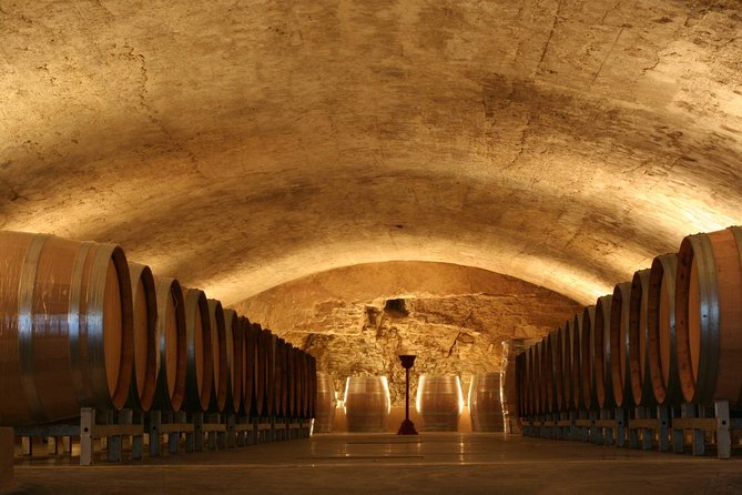 Châteauneuf-Du-Pape Wine Region Tour and Tastings From Avignon  - Cancel 24H Prior & Full Refund - Common Questions