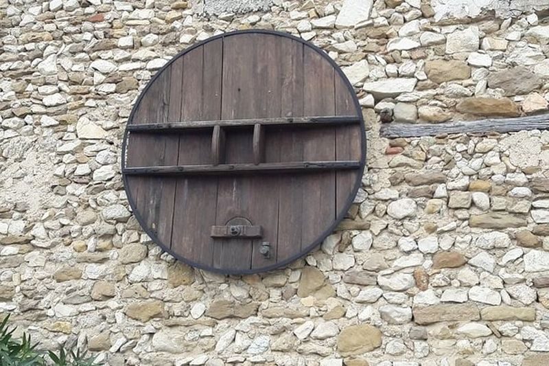 Chateauneuf-du-Pape Wine Tour from Avignon - From Avignon to the Châteauneuf-du-Pape vines