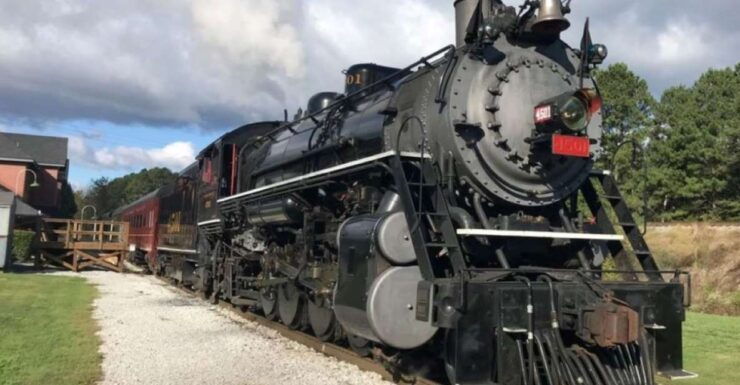 Chattanooga: Derailed Trolley Tour and Train Ride - Booking Details
